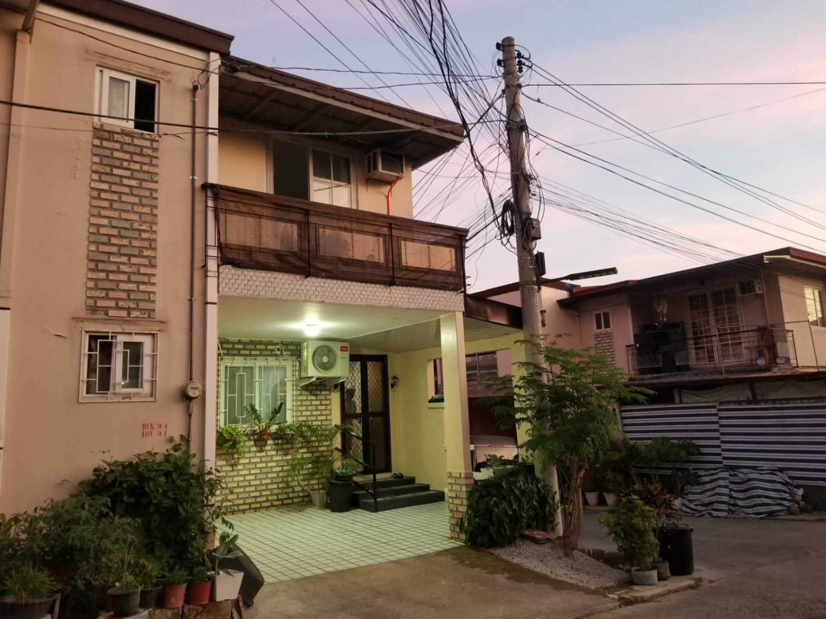 House and Lot For Sale ( D' Pearl Residences) Location: Lamac, Consolaction, Cebu City - photo 2