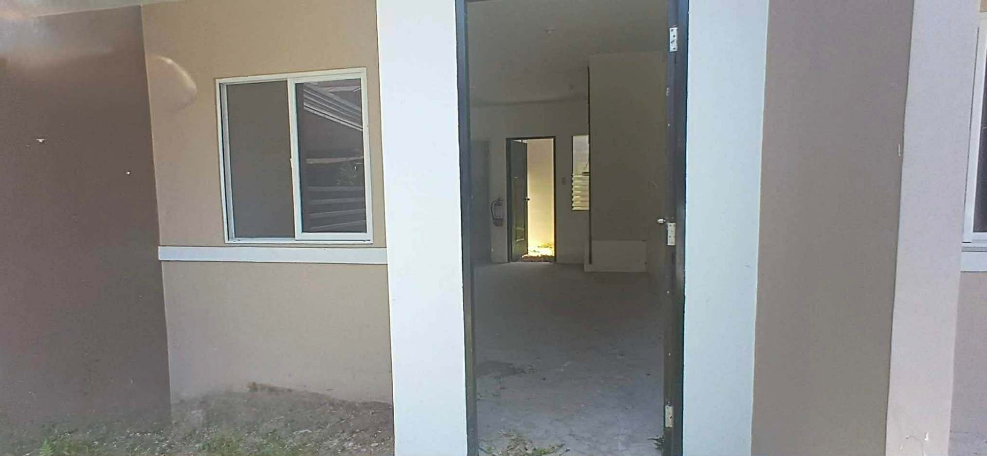 MARINA DEL COSTA TOWNHOUSE CANGMATING SIBULAN DUMAGUETE CITY NEGROS ORIENTAL - photo 4