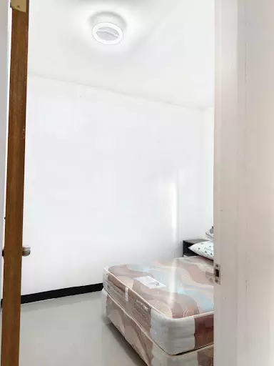Open photo 11 of 16 — House and lot for rent