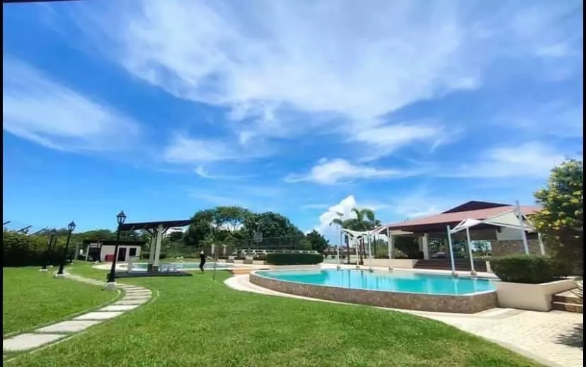 Bungalow House and Lot inside Ajoya Subdivision For Sale! ( Semi furnished ) — House and Lot in Cebu, Philippines — Photo 3