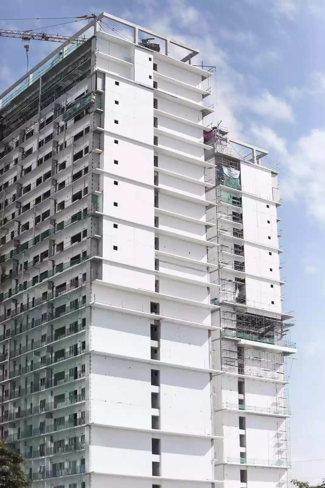 1-Bedroom Condo Unit with Balcony in BGC for Sale — 1 Bedroom in Le Grand Avenue, Manila, Metro Manila — Photo 3