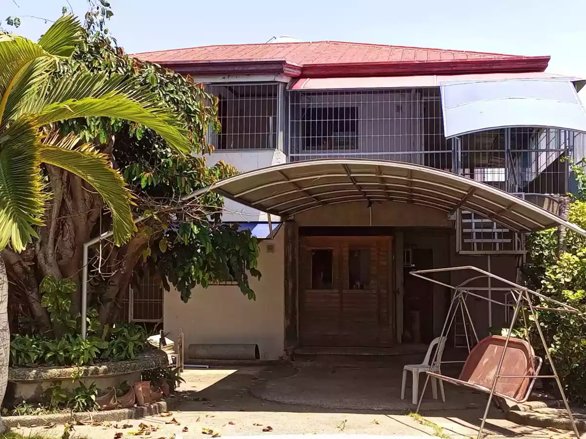 House and lot for sale in Helensville Subdivision 