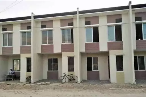 For Assume Beverly Place Mactan — Townhouse in Lapu-Lapu City, Cebu, Philippines — Photo 7
