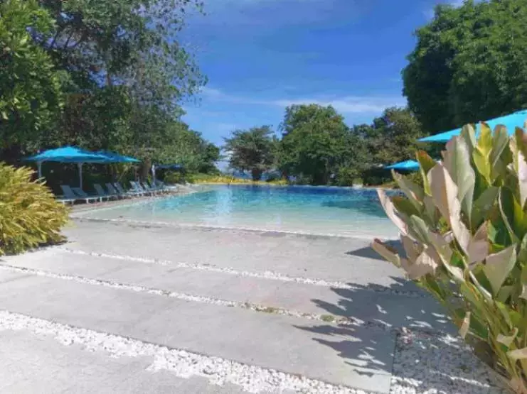 For Sale: Studio Unit at Tambuli, Mactan – Great Pools and Beach Access — Studio in Maribago, Mactan Island, Lapu-lapu — Photo 7