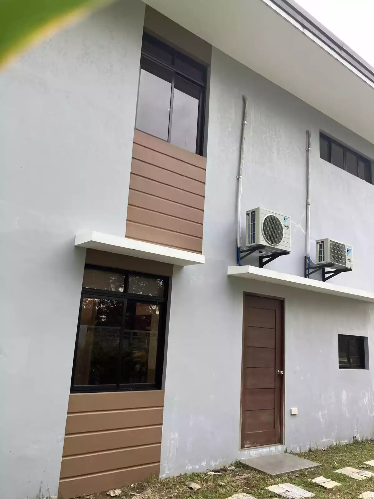 Be the owner of fully furnished house and lot in a exclusive subdivision in Bacolod city (ENCLAVES by Ayala land) - photo 6