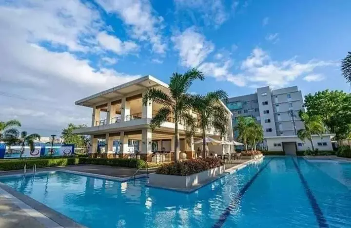 For Rent @ 8 Spatial Condo - photo 3