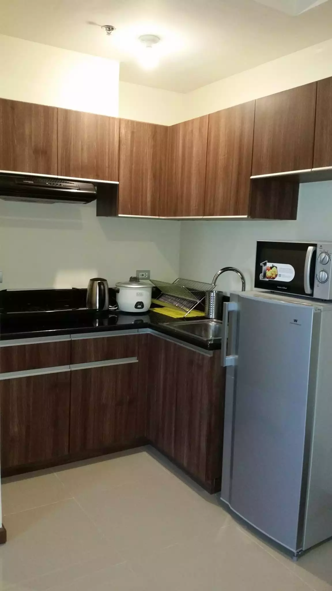 Open photo 11 of 21 — Azalea 1 Bedroom For Rent