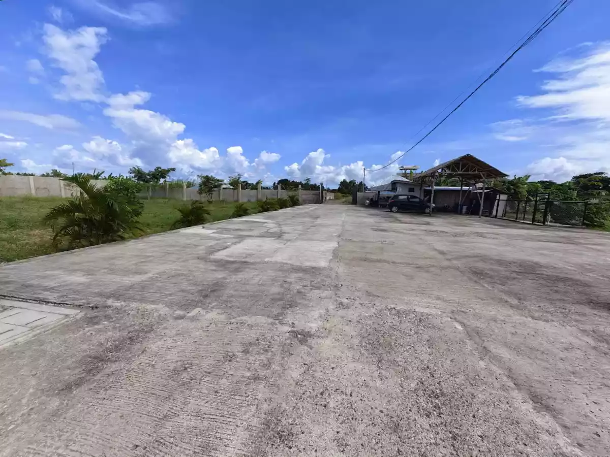 Open photo 15 of 17 — HOUSE & LOT For Sale!!!