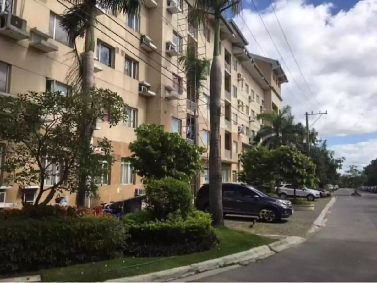 1 Bedroom Condo For Sale - photo 4