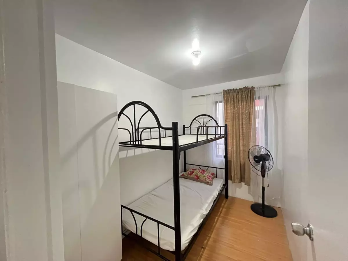 2 Bedroom Hernan Cortes - photo 3