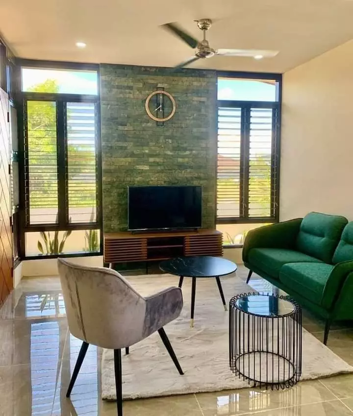 Fully Furnished 3 Bedrooms House and Lot near Diversion Road 