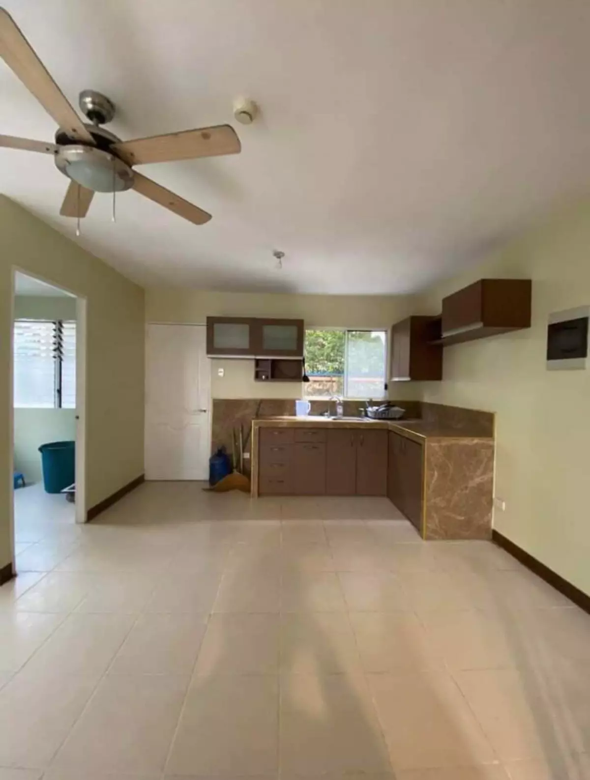 Open photo 14 of 14 — Townhouse For Sale