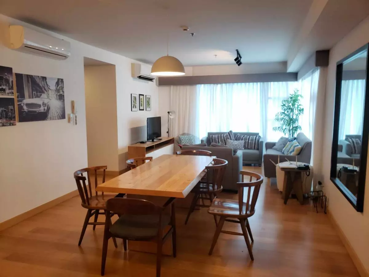 1016 Residences
