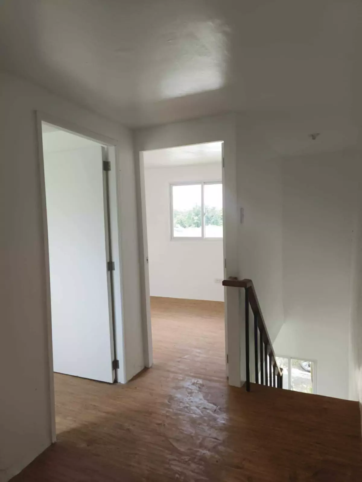 house and lot - photo 3