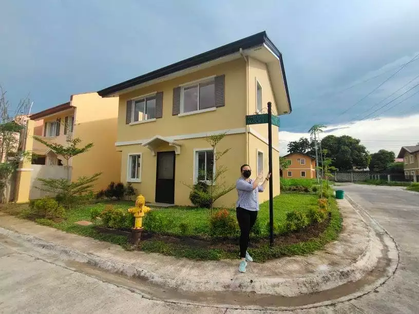 CAMELLA MANDALAGAN