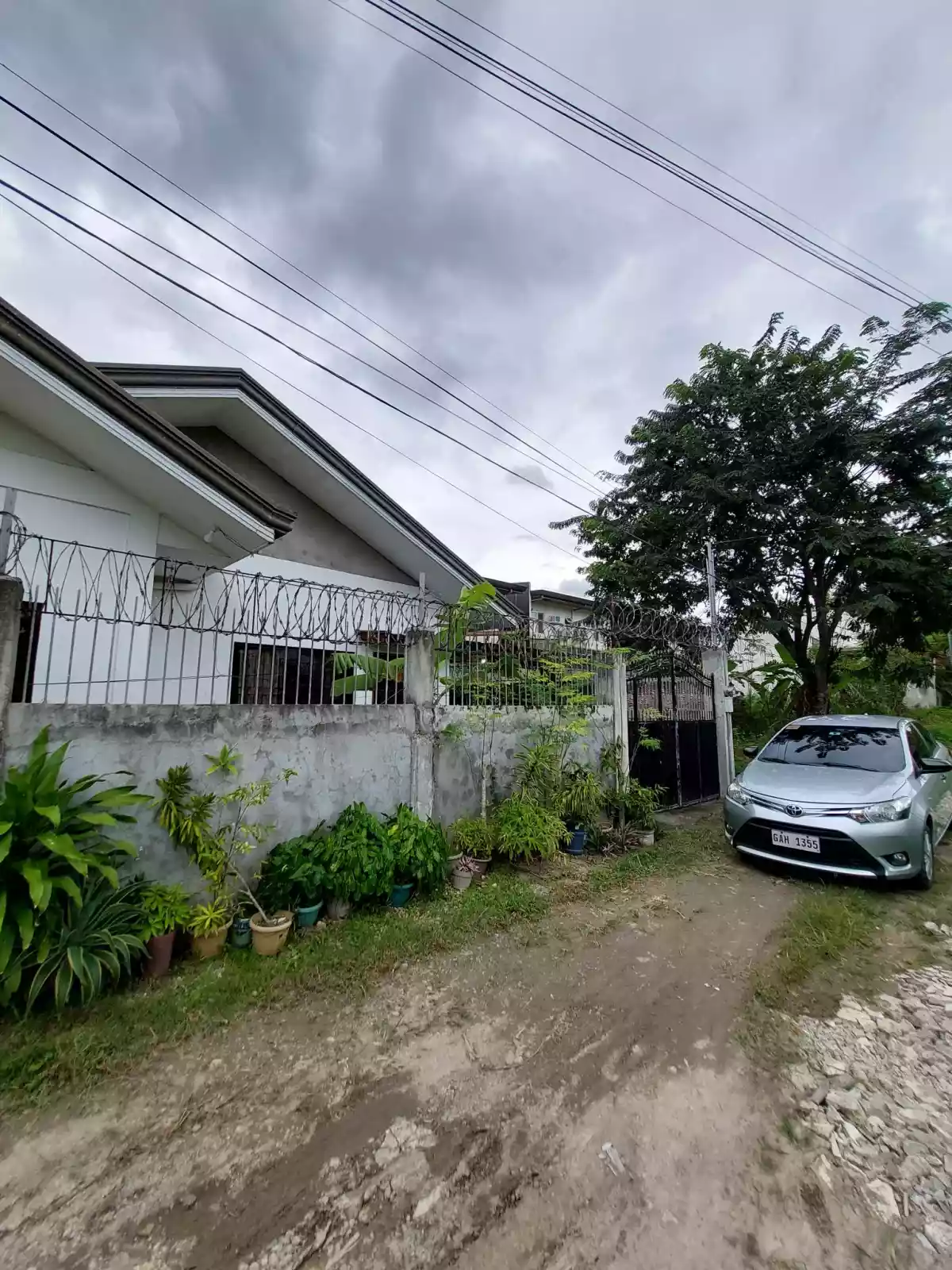 3BR bungalow house and lot FOR SALE  - photo 2