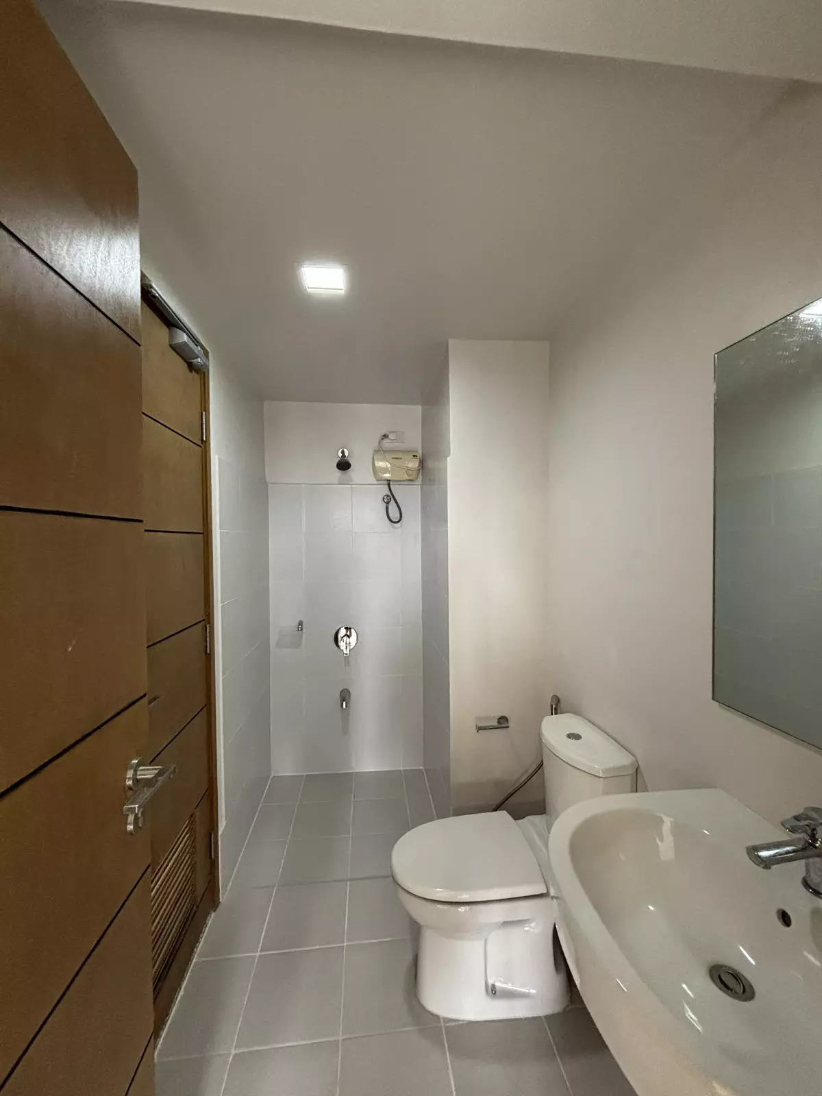 Open photo 21 of 22 — 1-Bedroom Unit for Sale at Taft East Gate – Cebu Business Park