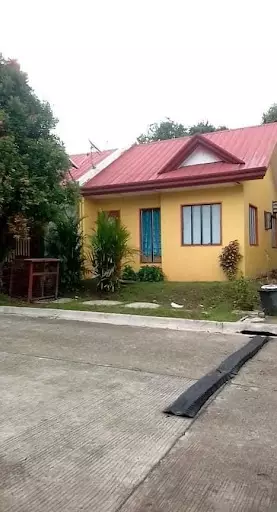 HOUSE AND LOT FOR ASSUME 