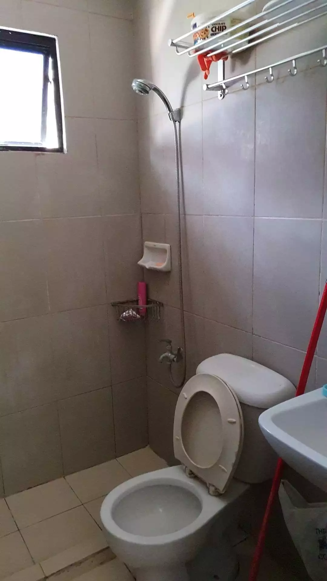 Detached House for Assume in Minglanilla, Cebu - photo 7