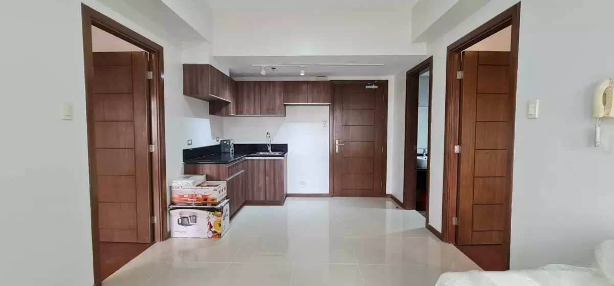 2 BEDROOM UNFURNISHED UNIT CONDO  in Azalea Place - photo 5
