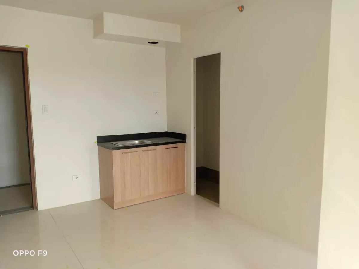 Condo Unit for Sale or Assume — 1 Bedroom in Butuan City, Agusan Del Norte, Philippines — Photo 4
