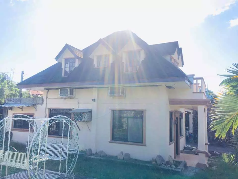 House and Lot for Sale/Rent — House and Lot in Bacolod, Negros Occidental, Philippines — Photo 2