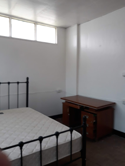 For Rent  3 bedroom semi Furnished Bungalow House with Extra Lot in   Casuntingan, Mandaue City, Cebu near Gethsemane parish Church — Retirement House in Mandaue City, Cebu, Philippines — Photo 2