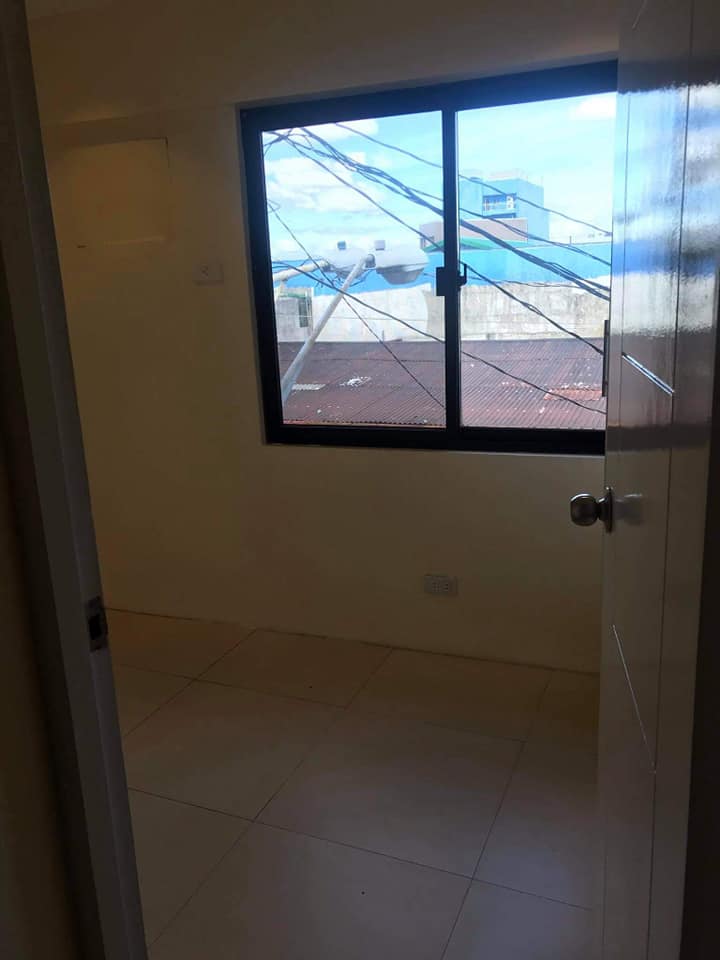 HOUSE AND LOT FOR SALE IN MANDALUYONG, CITY — House and Lot in Mandaluyong, Metro Manila, Philippines — Photo 4
