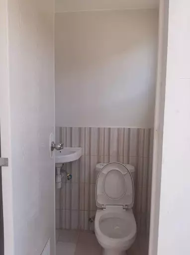 Casamira Naga: End Unit Townhouse B for Assume — Townhouse in City of Naga, Cebu, Philippines — Photo 6