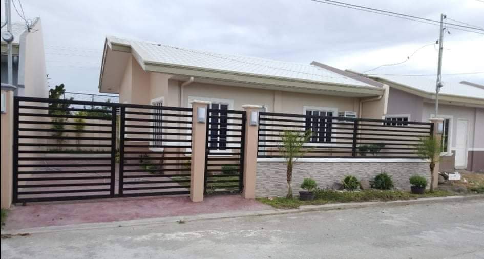 Fully furnished/ guarded subdivision  - photo 2