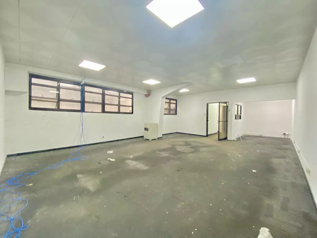 WAREHOUSE with Office FOR LEASE in Makati   - photo 3