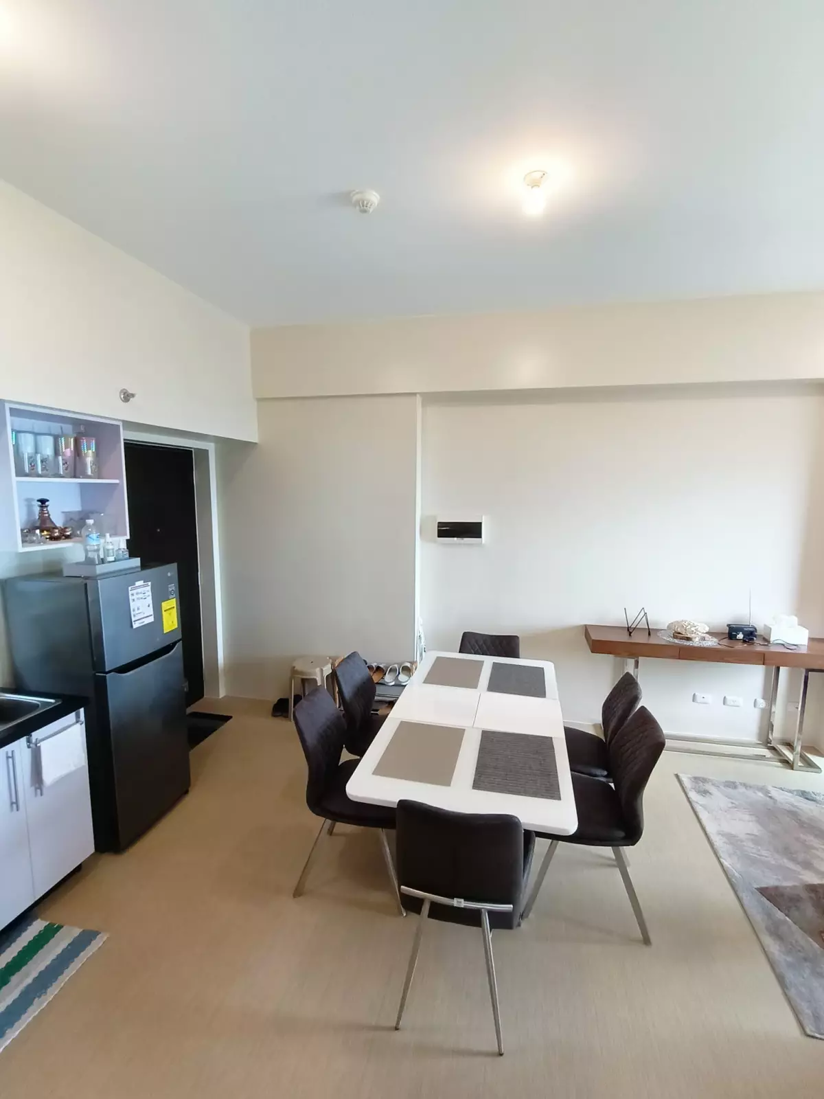 Open photo 14 of 15 — FOR SALE 2-BEDROOM UNIT AT THE CENTER OF DAVAO CITY