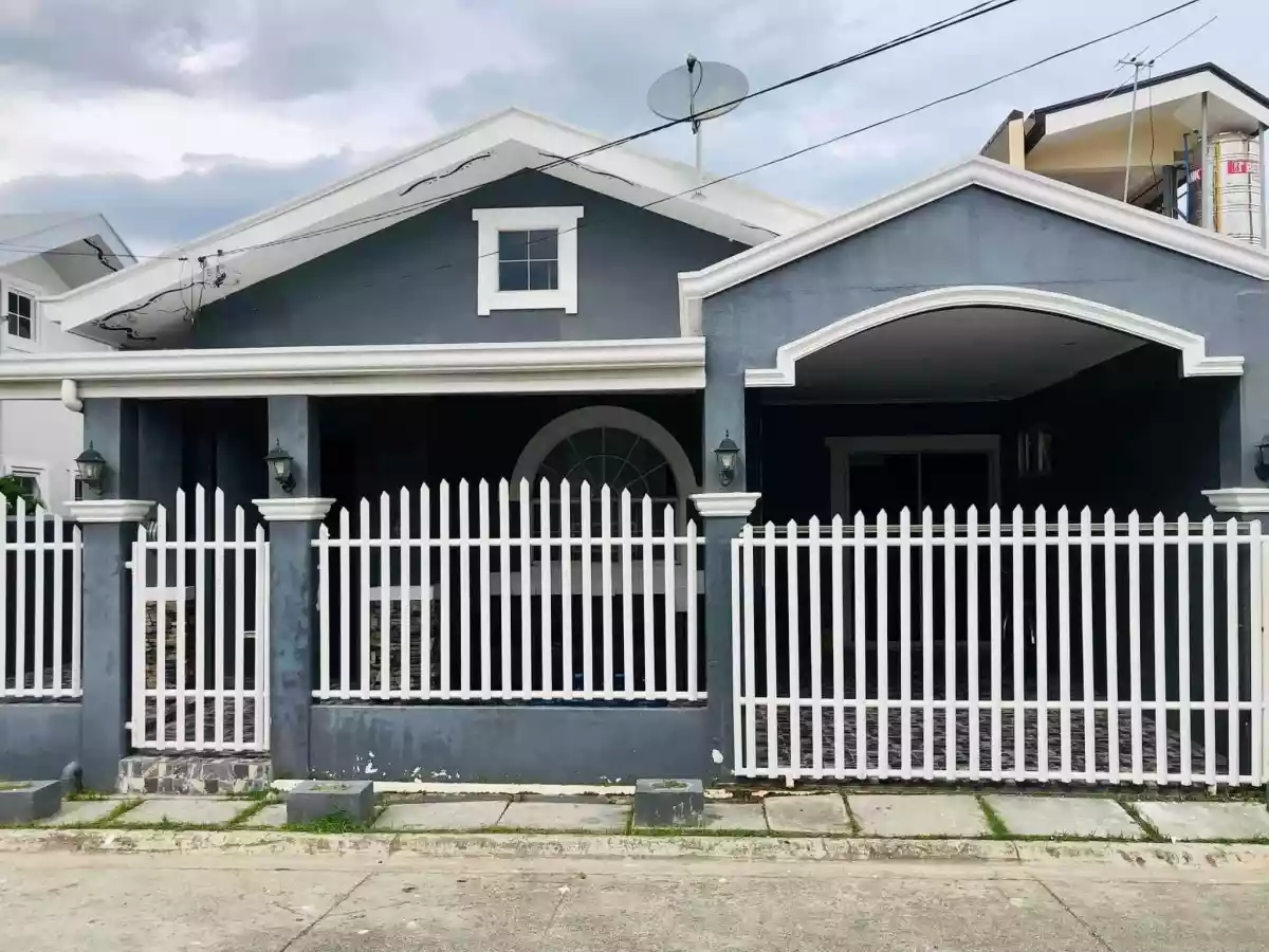 Bungalow House in Collinwood Subdivision — House and Lot in Lapu-Lapu City, Cebu, Philippines — Photo 2