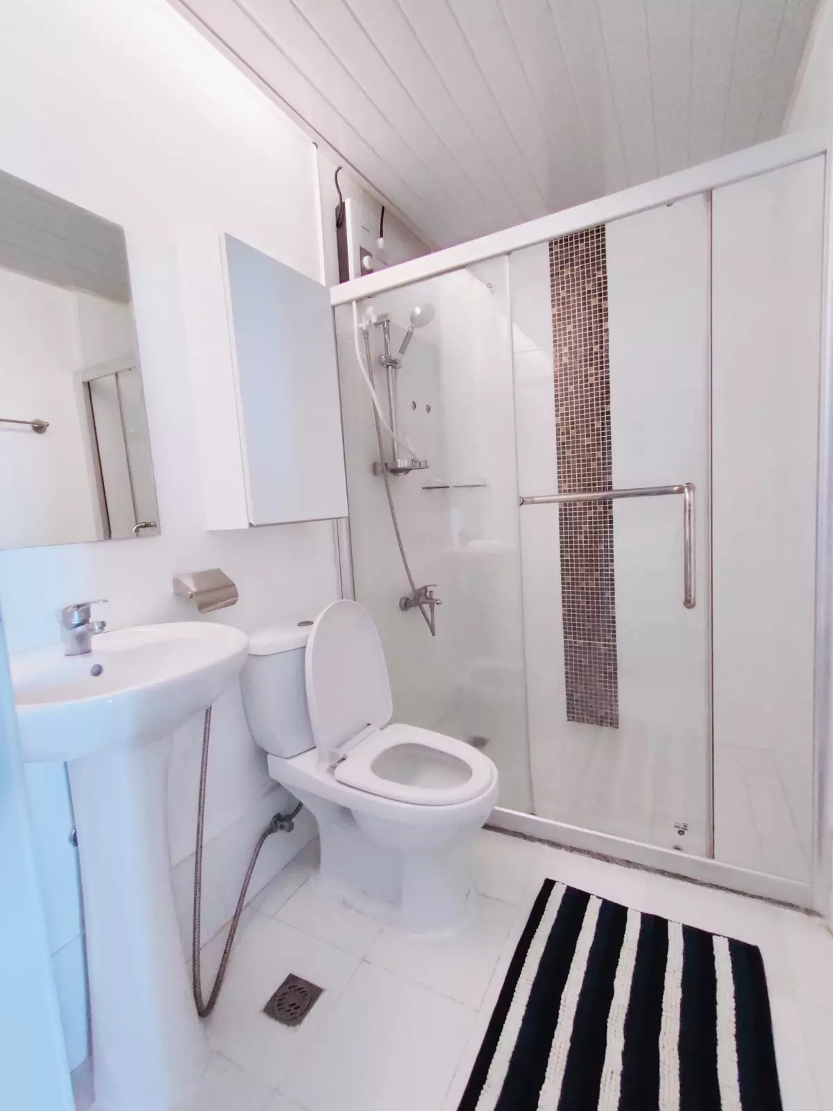 1 BEDROOM UNIT IN APPLE ONE BANAWA HEIGHTS FOR RENT - photo 5