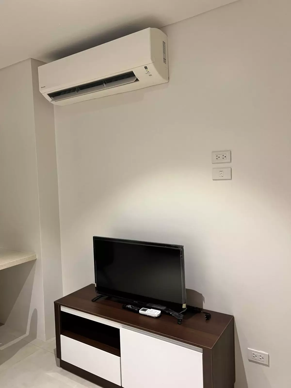 Tambuli Studio Unit For Rent — Studio in Maribago, Mactan Island, Lapu-lapu — Photo 7