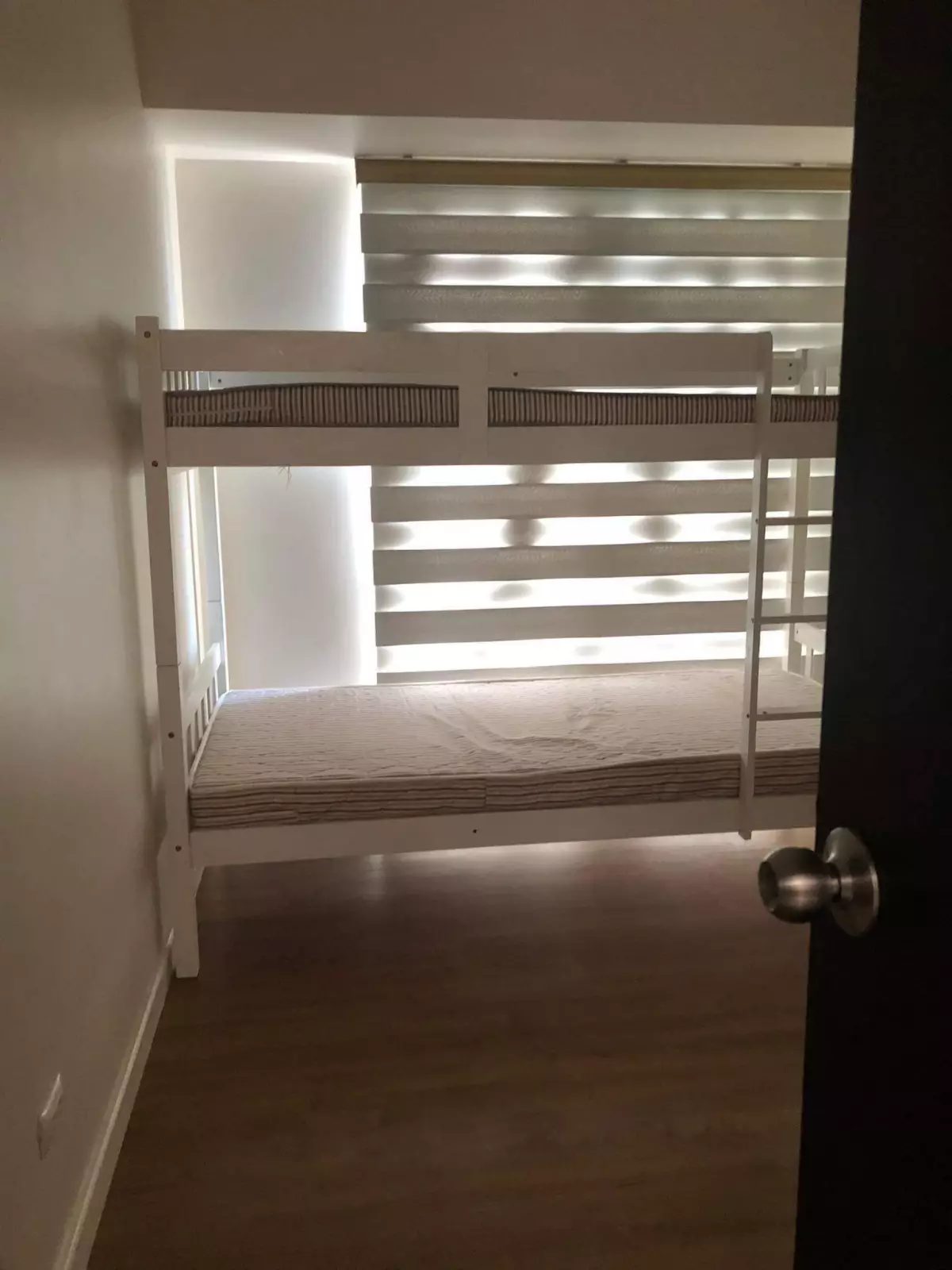Solinea 2 Bedrooms for Rent - photo 5