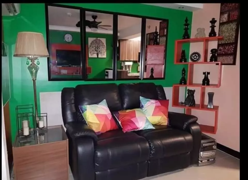Fully Furnished 1 Bedroom Condo Unit with Parking - photo 6