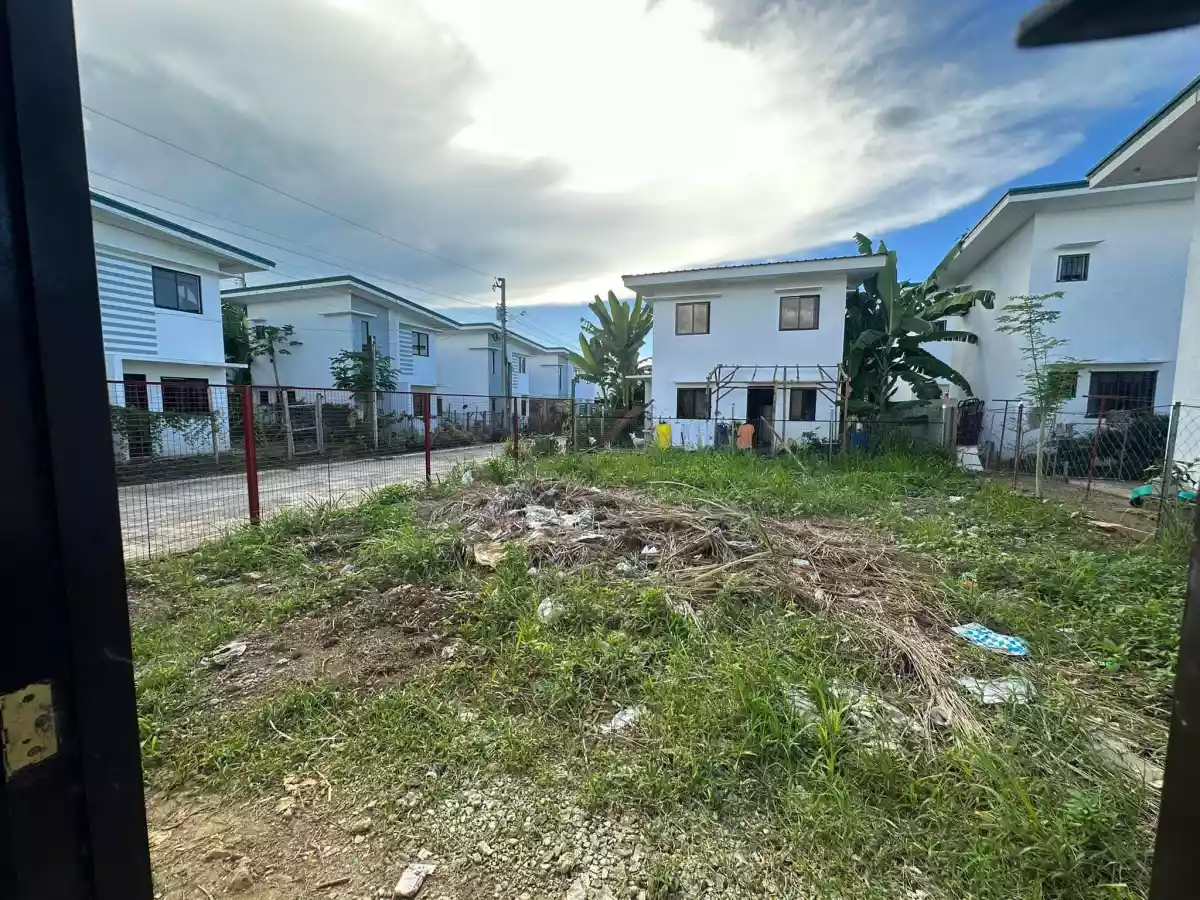 East VIllas House for Rent/Assume — House and Lot in Bacolod, Negros Occidental, Philippines — Photo 4