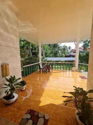 Open photo 17 of 17 — Elegant Beach House