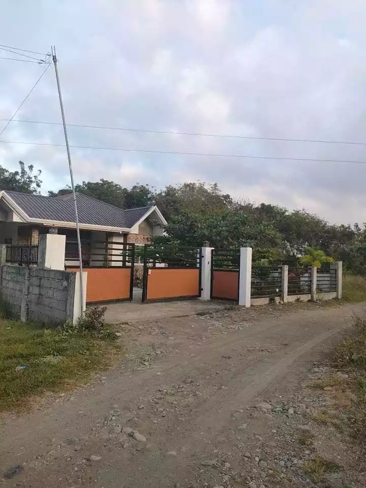 House and Lot For Sale in Libtong Tagudin Ilocos Sur!