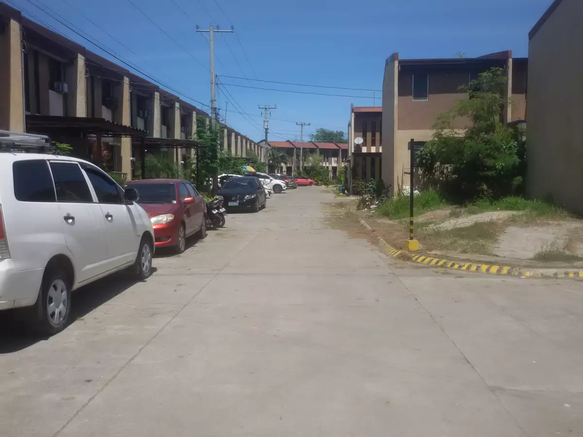 LLC, TH, /bank - photo 2