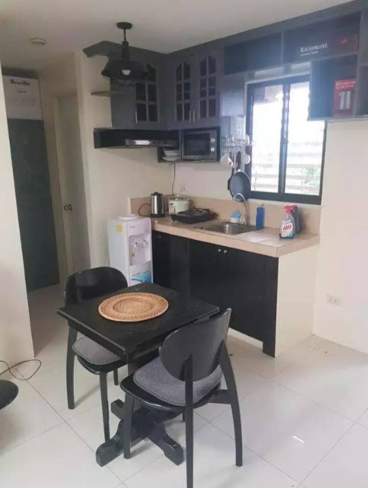 3 Storey House and Lot with Commercial Space - photo 3