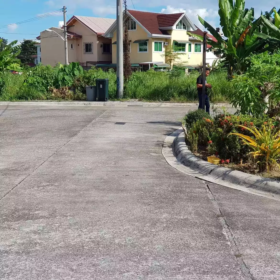 Residential lot for sale inside Corona del Mar, Talisay 