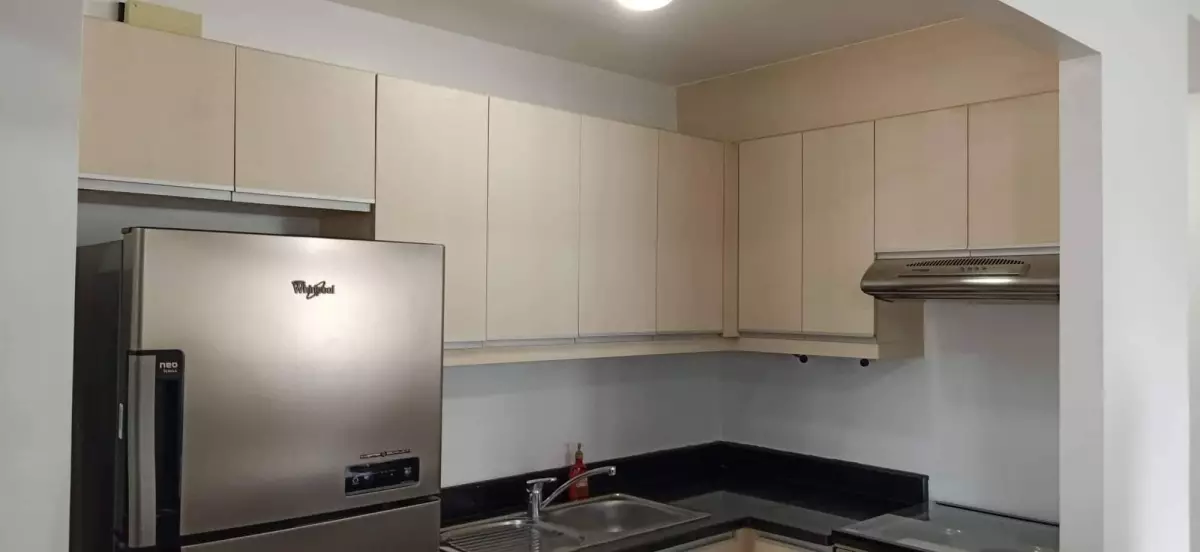 For Sale: One bedroom ( semi- furnished ) with parking space at Abreeza Residences by Alveo Land — 1 Bedroom in Davao City, Davao del Sur, Philippines — Photo 5