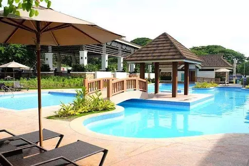 Open photo 71 of 81 — For Sale 2 Bedroom Condo w/ Parking in One Oasis 