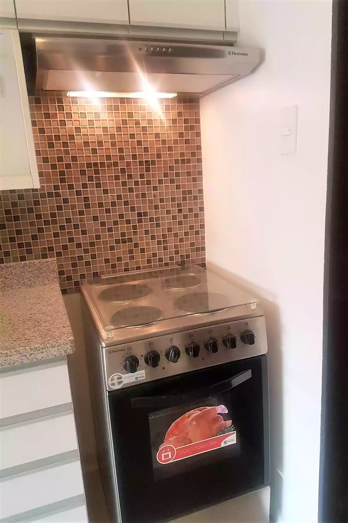 FURNISHED STUDIO for SALE — Studio in West Geonzon Street, Cebu City, Central Visayas — Photo 5