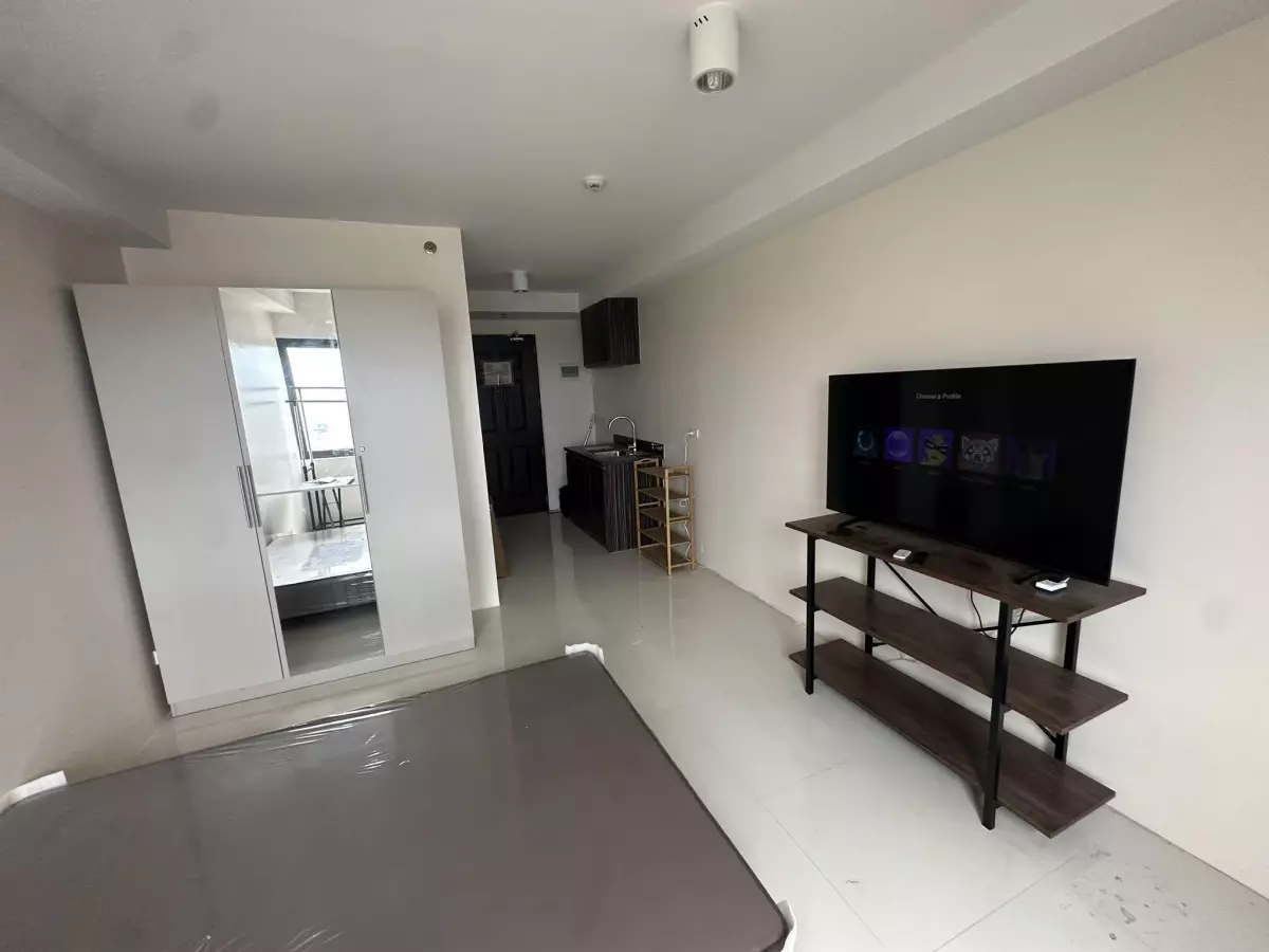 For Assume Condominium - The Persimmon Studio — Studio in H. Joaquino Street, Cebu City, Central Visayas — Photo 3