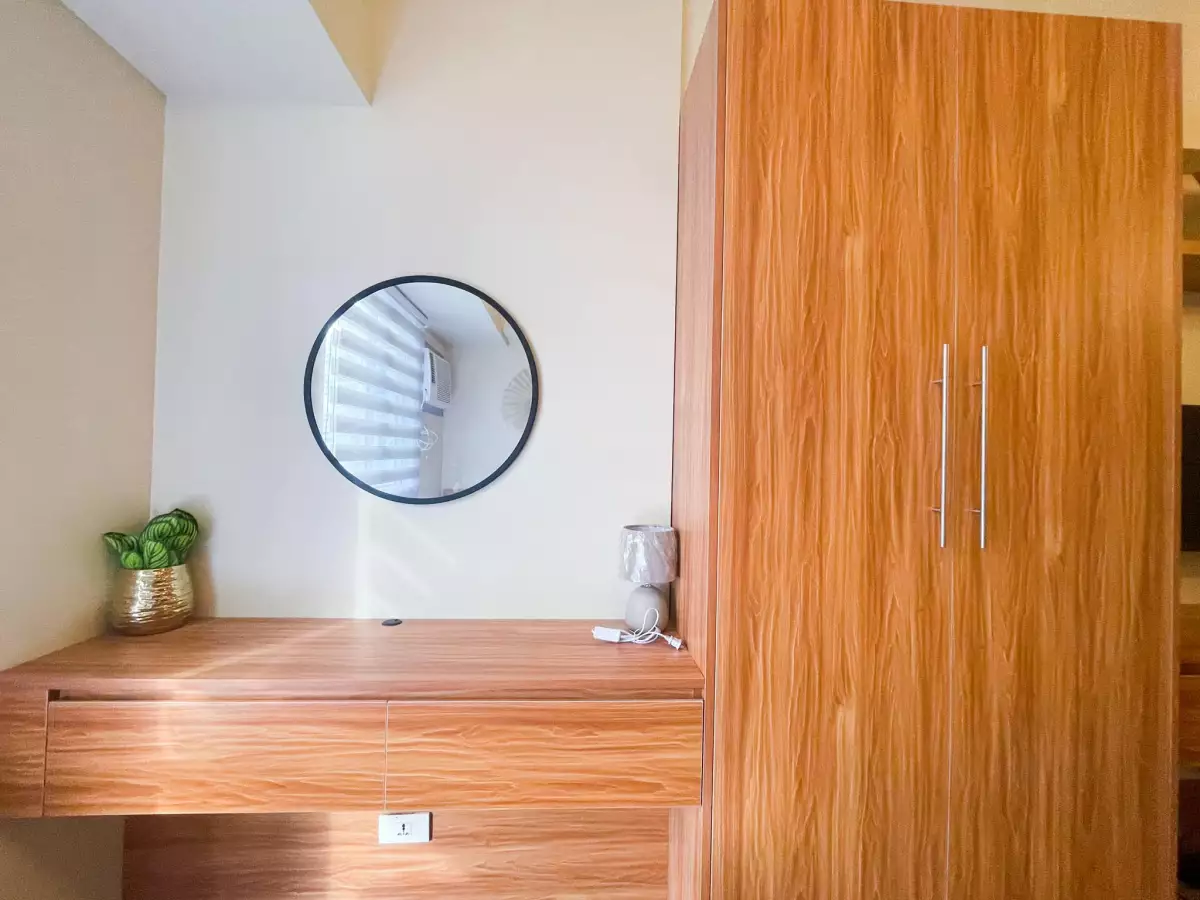 Warm and comfy Studio in IT Park