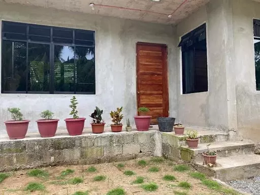 House & Lot For Rush Sale in Minglanilla — House and Lot in Minglanilla, Cebu, Philippines — Photo 2