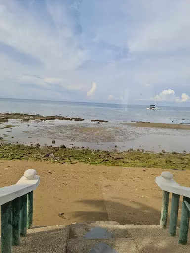 Open photo 13 of 17 — Elegant Beach House
